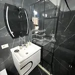 Marine Jewel Retreat B52 Golem (Tirana)